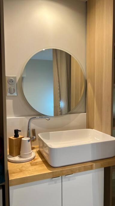 Studio Piscine Partagee Parking Securise Saint-Yrieix-sur-Charente Ngoại thất bức ảnh