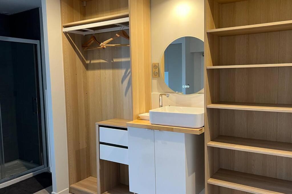 Studio Piscine Partagee Parking Securise Saint-Yrieix-sur-Charente Ngoại thất bức ảnh